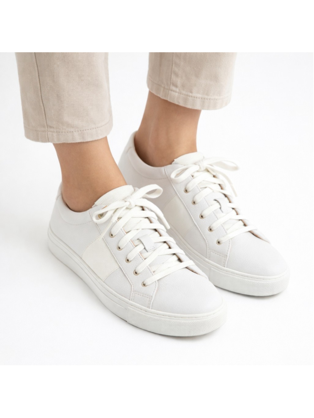 Club Monaco Jowenna Sneakers Women's 9 White Leather Preppy Classic Casual